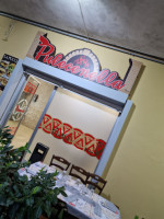 Pizzeria Pulecenella outside