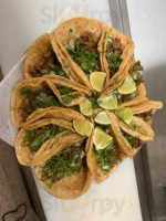 Los Tacos Paco food