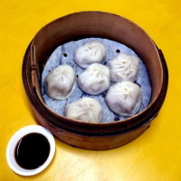 Hong Peng La Mian Xiao Long Bao food