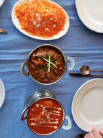 Indian Crown Tandoori food