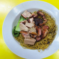 New Rong Liang Ge Cantonese Roast Duck Double Boiled Soup inside