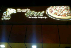 Yours Pizza food