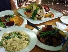 Edgecombe Brothers Winery and Cafe food