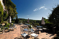 Le Manoir De L'etang inside