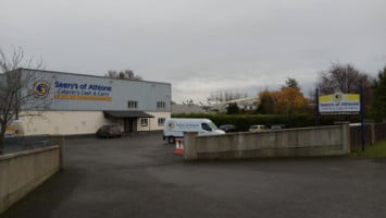 Seerys Of Athlone Cash And Carry outside