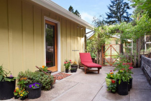 Velo Bed And Breakfast outside