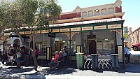 Kopi Time, Fremantle people