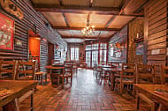 La Finette Taverne D'arbois inside