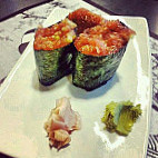 Sushi La Riba food