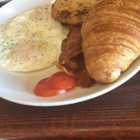 La Madeleine French Bakery Cafe Camp Bowie Blvd food