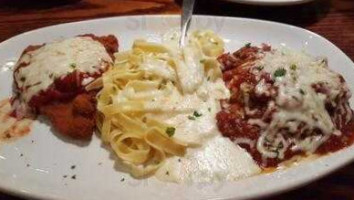 Olive Garden food