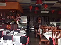 Golden Leaf Chinese Restaurant inside