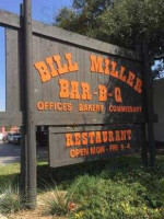 Bill Miller -b-q outside