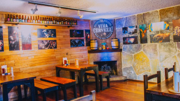Viva Cerveza! Gastropub Beer Store La Carolina inside