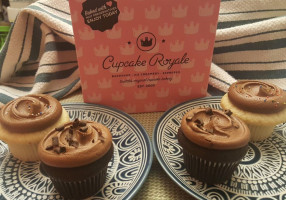 Cupcake Royale food