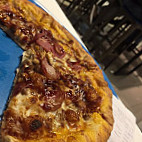Domino's Pizza Av. Madrid food