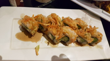 Sushi Roll Plaza Satelite food