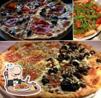 Pizzeria Mefisto W Bytomiu food