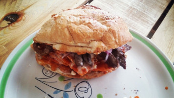 Chilaquileón Nourriture