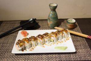 Sushi Taller food
