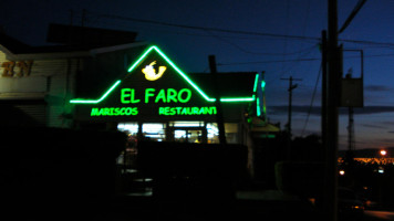 Mariscos El Faro outside