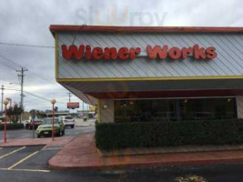 The Wiener Works outside