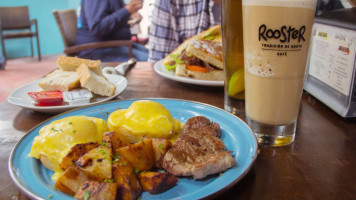 Rooster Cafe food