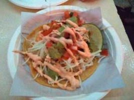 Los Mariscos food