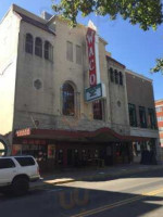 Waco Hippodrome Theatre outside