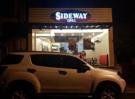 Sideway Grill food