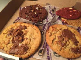 Insomnia Cookies food