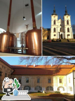 Klášterní Restaurace Exterior