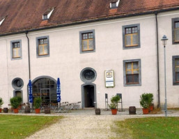 Herzog Tassilo Stubn Im Kloster Thierhaupten Gaststätte outside