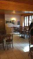 Café-Restaurant Les Tombettes inside
