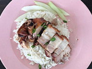 Beng Traditional Chicken Rice food