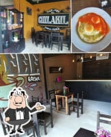 El Chilakil Café Jardín food