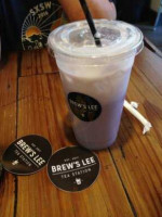 Brew's Lee Tea food