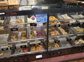 The Great American Bagel food