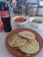 El Mezon Del Tizon food