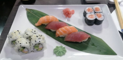Kisoro Sushi inside