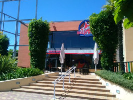 Foster's Hollywood Tres Aguas outside