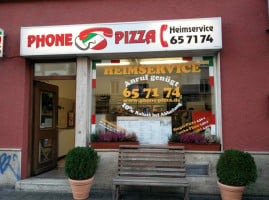 Phone Pizza Heimservice München outside