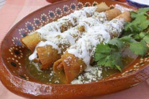 La Fiesta Cuina Mexicana food