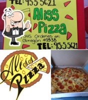 Aliss Pizza inside