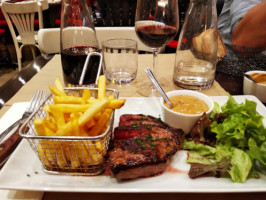 Le Bistrot de la Gaite food