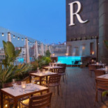Goja Rooftop Experience Renaissance Barcelona food