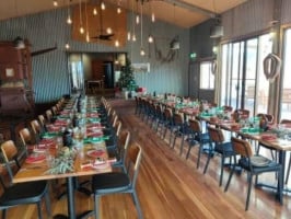 Woolshed Restaurant food