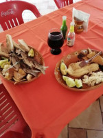 La CabaÑa food