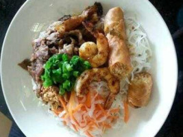 Shallo Asian Cuisine food