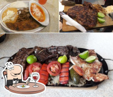 La Huerta Steak House food